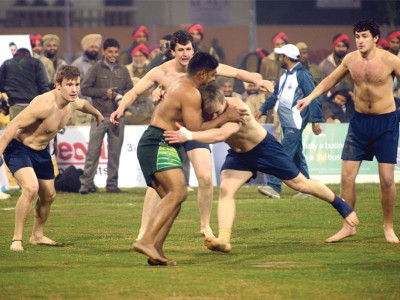 kabaddi world cup pakistan thrash canada to reach final