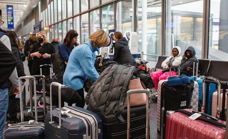 passengers wait for the resumption of flights at o hare international airport after the federal aviation administration faa had ordered airlines to pause all domestic departures due to a system outage in chicago illinois us on wednesday jan 11 photo reuters