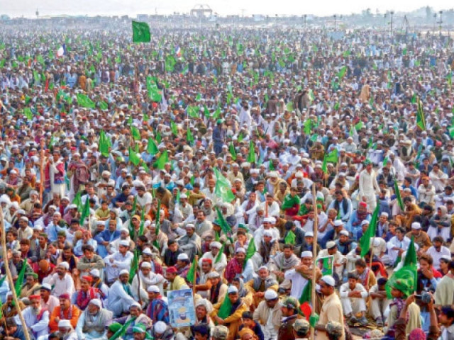 clash of the titans in sindh bhej pagara may emerge as a new trendsetter clash of the titans in sindh bhej pagara may emerge as a new trendsetter