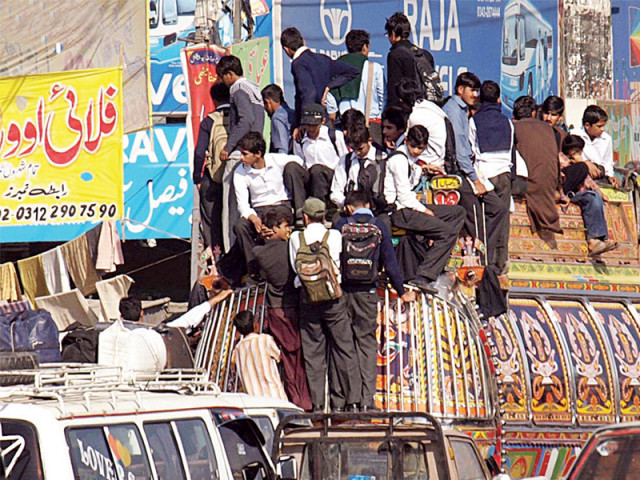 twin menace chaotic roads and thousands of sputtering rickshaws on top hell