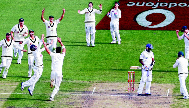 1st test aussies burst through sri lanka s defences 1st test aussies burst through sri lanka s defences