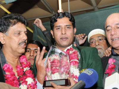 asif seeking sponsors to turn professional