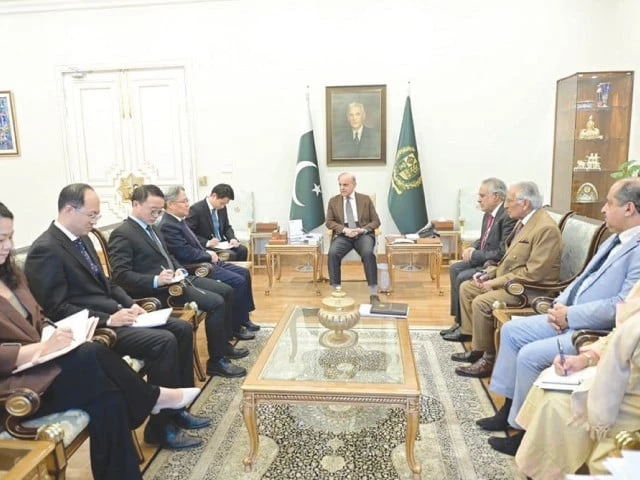 chinese ambassador to pakistan jiang zaidong calls on prime minister shehbaz sharif in islamabad bilateral relations discussed photo express chinese ambassador to pakistan jiang zaidong calls on prime minister shehbaz sharif in islamabad bilateral relations discussed photo express