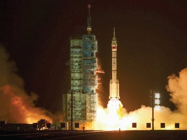a long march 2f rocket carrying the shenzhou 23 spacecraft blasts off to china s tiangong space station from the launchpad at the jiuquan satellite launch center near jiuquan gansu province china photo reuters a long march 2f rocket carrying the shenzhou 23 spacecraft blasts off to china s tiangong space station from the launchpad at the jiuquan satellite launch center near jiuquan gansu province china photo reuters