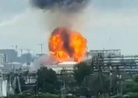 ukraine sets moscow refinery ablaze
