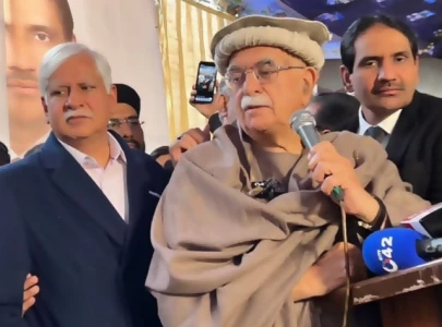 achakzai na speaker lock horns again