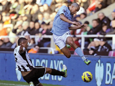 english premier league city in with a chance to close the gap