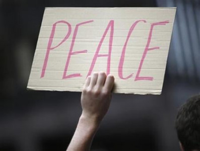 women broker truce between factions