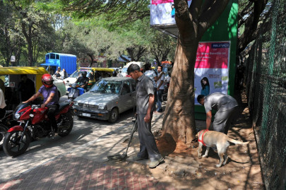 security bomb squad combs match venue