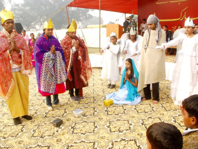 lahore waste management company sanitary workers thrown xmas party in atiq stadium