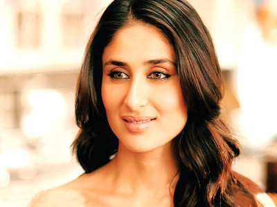 kareena feels chatting is more fun than just a simple interview