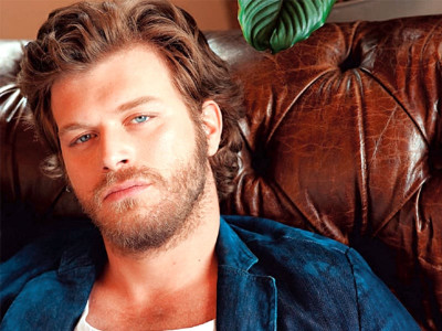 hottie of the week k van tatl tu