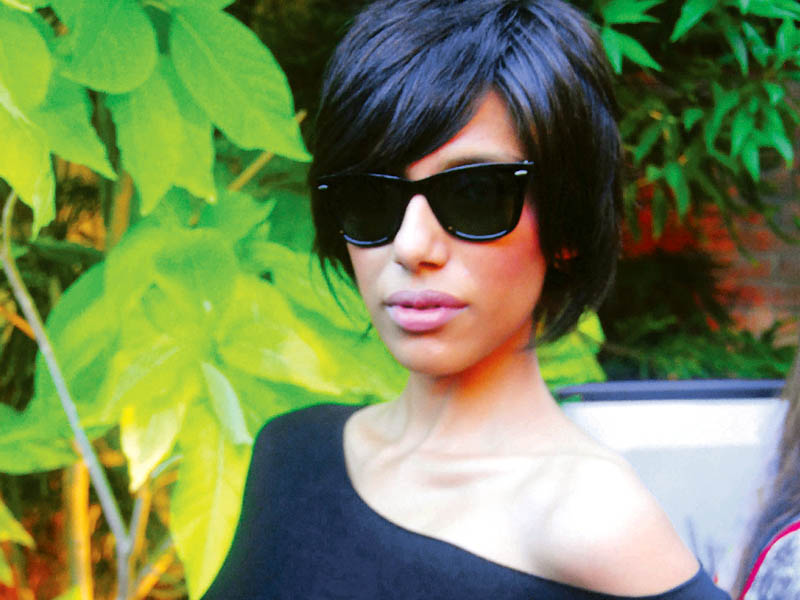 pakistani model fayezah ansari opened up about her heroin addiction for the first time