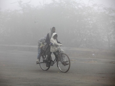 very unhealthy air imperils city