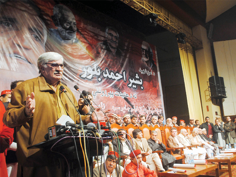 anp chief asfandyar wali khan addresses a condolence reference for late anp senior minister bashir bilour at nishtar hall photo muhammad iqbal express