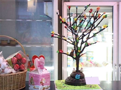 sweet auctions chocolate tree cake sold for rs10 000