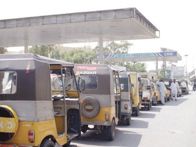 energy crisis rickshaw drivers protest at gas closure energy crisis rickshaw drivers protest at gas closure