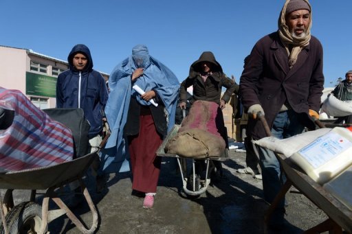 35 000 refugees live in makeshift shelters around kabul collecting supplies to avoid repeat of last winter 039 s deaths photo afp