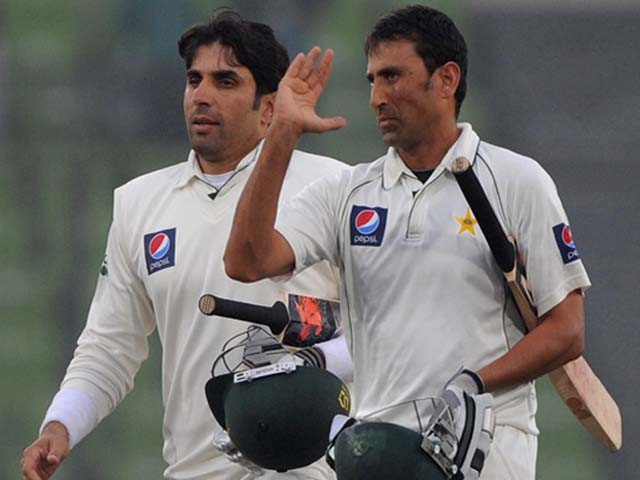 misbahul haq l and younis khan r photo sports360 misbahul haq l and younis khan r photo sports360