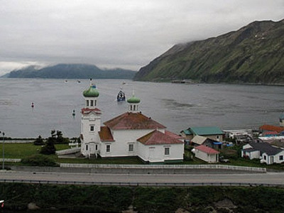 7 7 magnitude quake hits off alaska triggers local tsunami