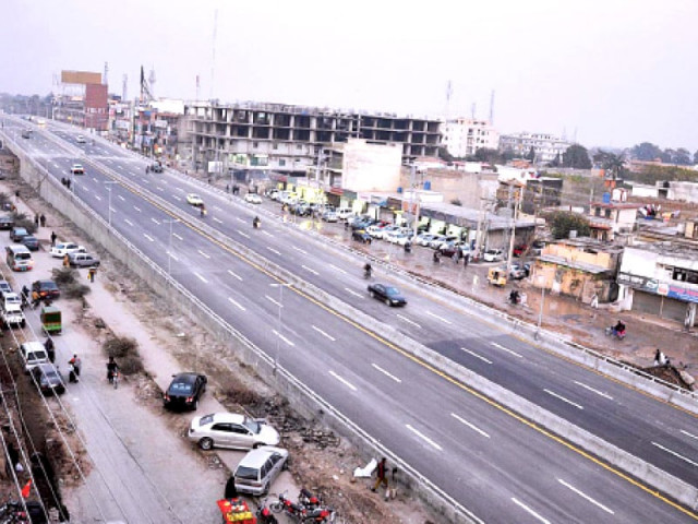the early completion will also help the contractor to complete the service roads as early as possible photo online