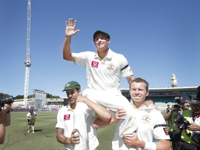 3rd test hussey goes out a winner with australian victory