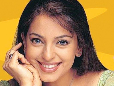 juhi chawla enjoys short pleasant stay in pakistan