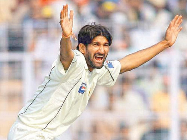 karachi whites and karachi blues registered victories inside three days of the third round matches of the quaid e azam trophy photo file afp karachi whites and karachi blues registered victories inside three days of the third round matches of the quaid e azam trophy photo file afp