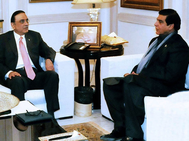 president asif ali zardari and prime minister raja pervez ashraf in a meeting just before the core committee meeting of the pakistan peoples party photo app president asif ali zardari and prime minister raja pervez ashraf in a meeting just before the core committee meeting of the pakistan peoples party photo app