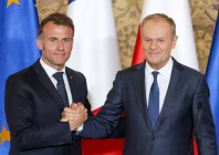 france poland boost defence ties