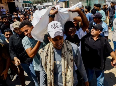 israeli strike kills three in gaza