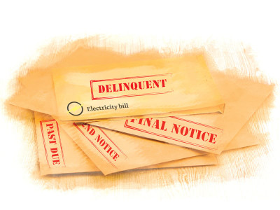 mis managing the national grid govt paid rs82b to ipps in penalties for late payments