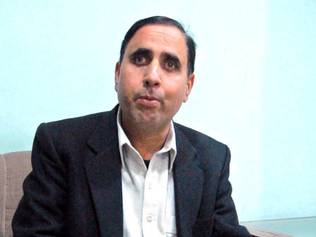in 2011 his final thesis was sent to turkey and the usa for evaluation and with the approval of his thesis after which he was awarded the phd degree photo muhammad javaid express in 2011 his final thesis was sent to turkey and the usa for evaluation and with the approval of his thesis after which he was awarded the phd degree photo muhammad javaid express