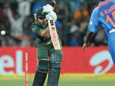quaid trophy umar hits back with unbeaten 102