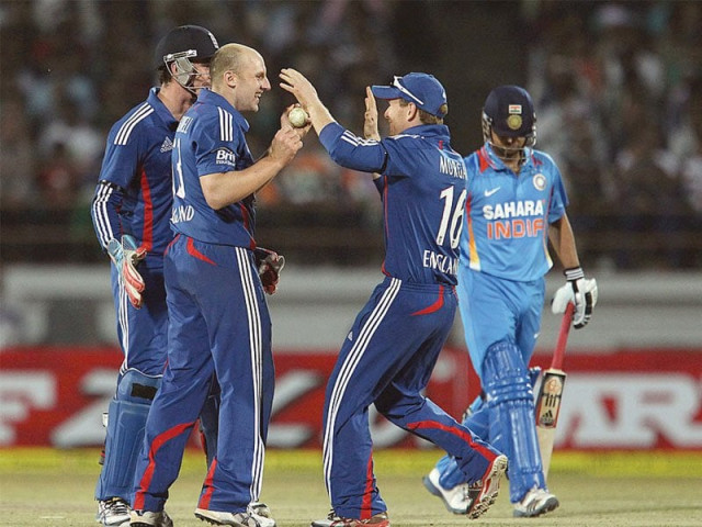 tredwell smashed through india s top order to give the relatively inexperienced england a slender victory photo bcci tredwell smashed through india s top order to give the relatively inexperienced england a slender victory photo bcci