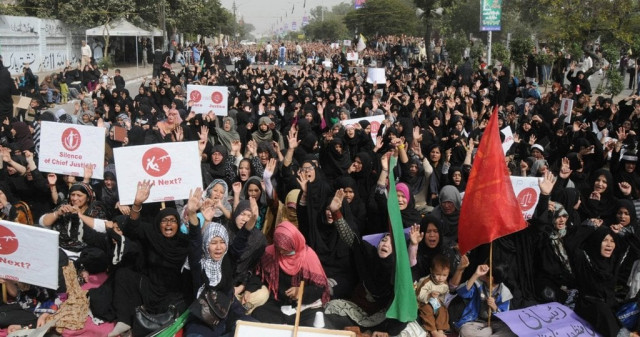 women stage sit in outside bilawal house in karachi to protest against the targeted killings of shias in pakistan photo rashid ajmeri express women stage sit in outside bilawal house in karachi to protest against the targeted killings of shias in pakistan photo rashid ajmeri express