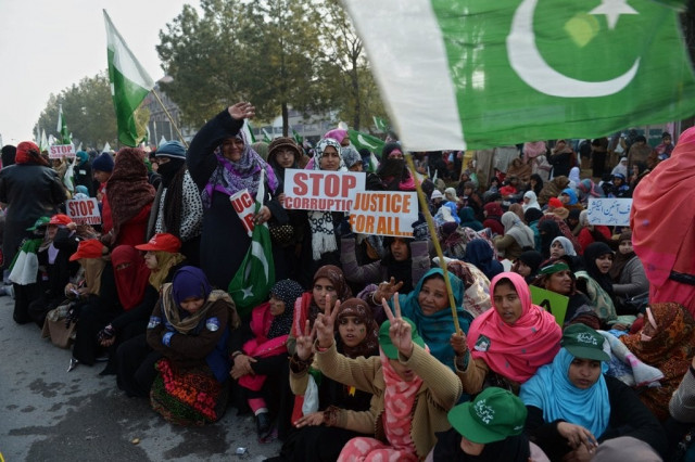 insani huqooq ittehad condemned what it termed as an expensive drama staged by qadri and requested the supreme court to intervene photo afp insani huqooq ittehad condemned what it termed as an expensive drama staged by qadri and requested the supreme court to intervene photo afp