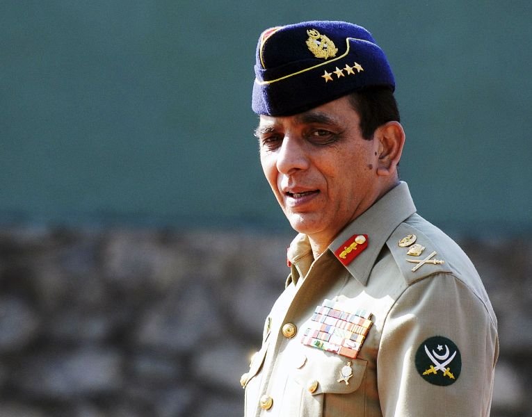 army chief gen ashfaq parvez kayani has decided in principle to let civilian authorities tackle political issues says a security official photo afp file