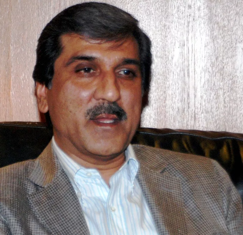 the governor says that he hopes that his sons would become bilawal bhutto zardari s strength in years to come photo shahbaz malik file the governor says that he hopes that his sons would become bilawal bhutto zardari s strength in years to come photo shahbaz malik file