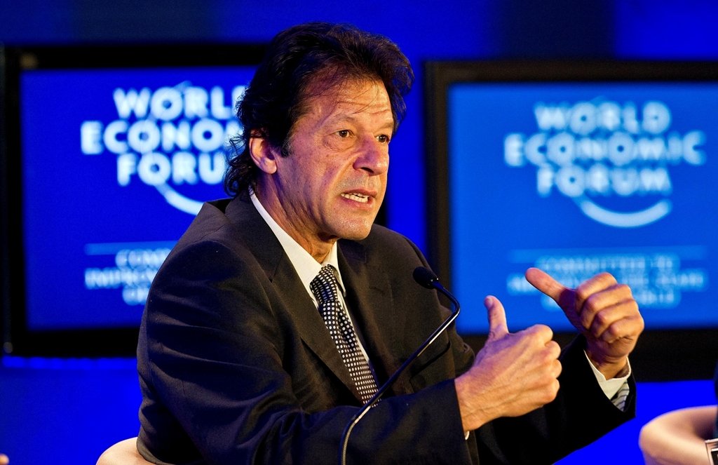 imran khan says pti wants to achieve change legally photo afp file