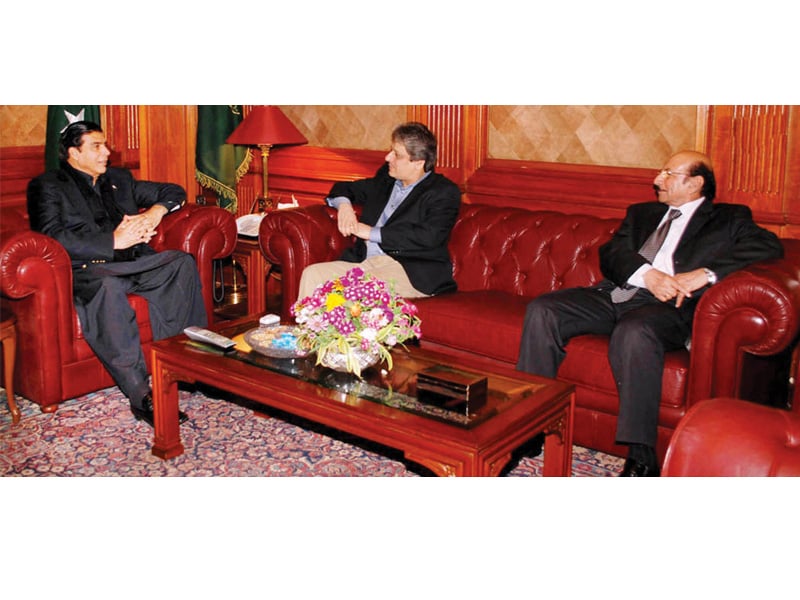 prime minister raja pervaiz ashraf meets with sindh governor dr ishratul ebad khan and chief minister syed qaim ali shah in karachi on sunday photo app