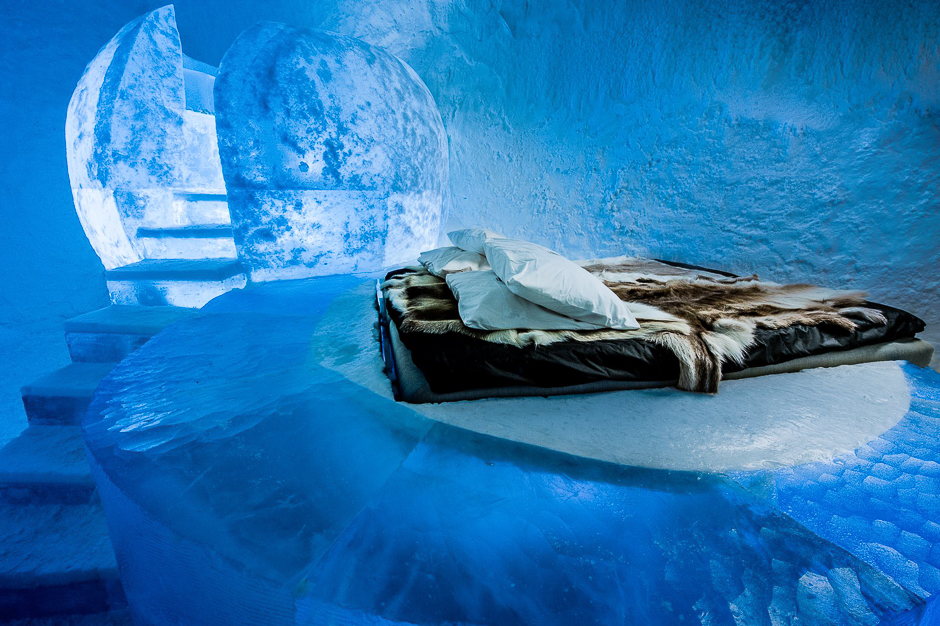 Deluxe Suite 365 â Wishful Thinking. Design Marjolein Vonk & Maurizio Perron. PHOTO: ASAF KILGER/ICE HOTEL 