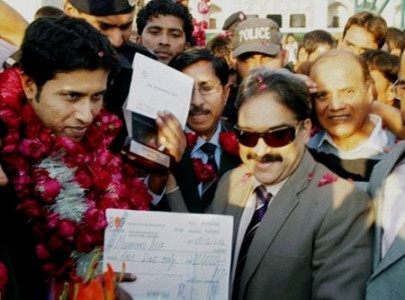 snooker asif returns to action with emphatic win