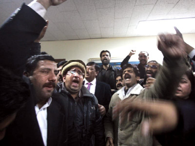 venting frustration jiyalas ransack power minister s office