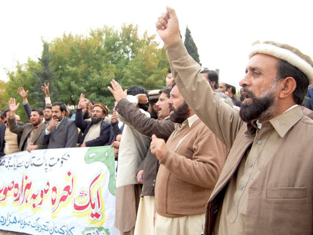 activists chant slogans during a protest organised by sooba hazara tehrik outside the parliament house on wednesday photo muhammad javaid express activists chant slogans during a protest organised by sooba hazara tehrik outside the parliament house on wednesday photo muhammad javaid express