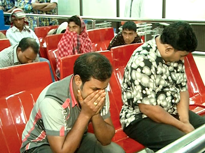 airport armed police detained rohingya migrants with fake documents at dhaka airport photo mashiur rahaman