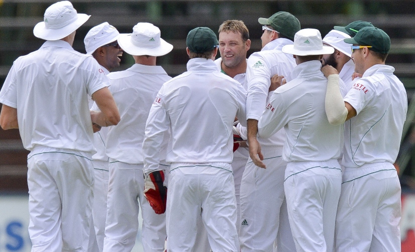 jacques kallis and proteas celebrate the wicket of misbahul haq on day two of the first test match between south africa and pakistan in johannesburg photo afp