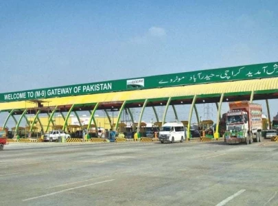 govt holds back increase in toll tax