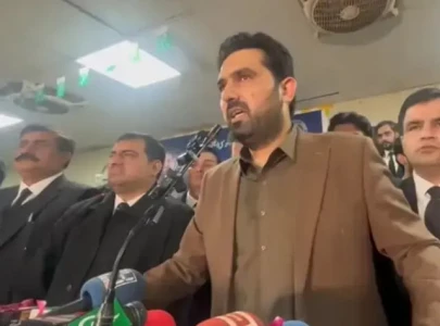 afridi announces pen down strike