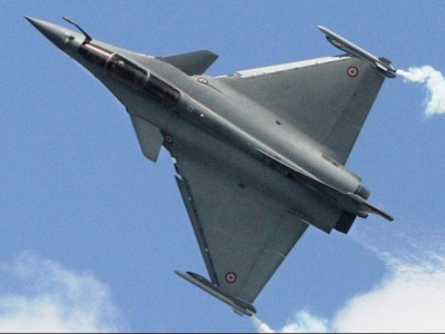 global firms eye lucrative contracts at india air show